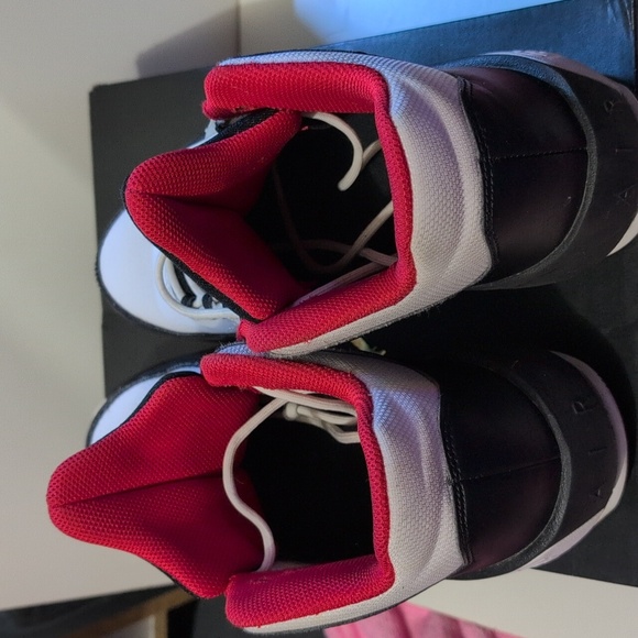 Jordan Athletic Shoes in Black, White, and Red - Picture 5 of 7